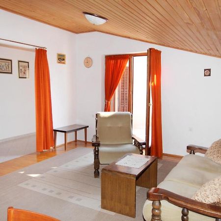 Apartments With A Parking Space Novi Vinodolski - 5587 Екстериор снимка