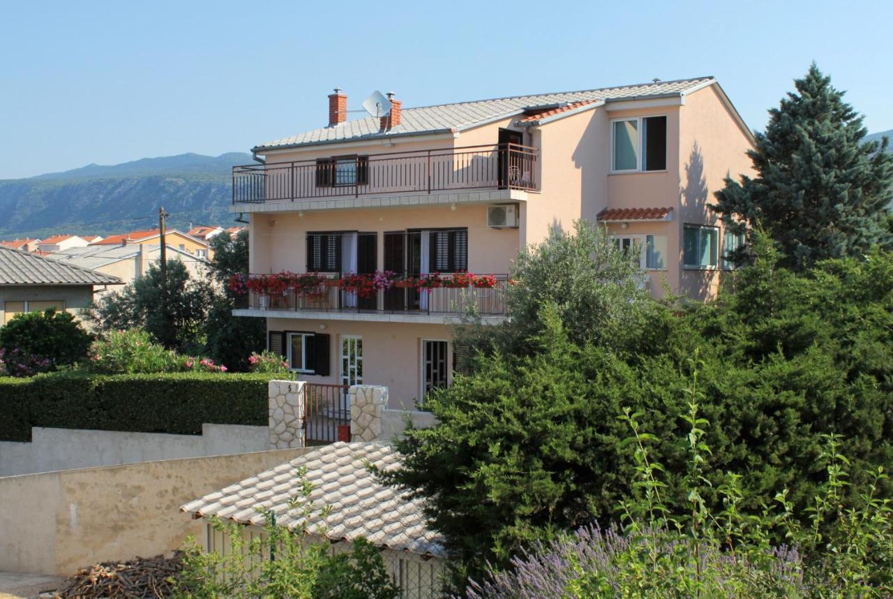 Apartments With A Parking Space Novi Vinodolski - 5587 Екстериор снимка