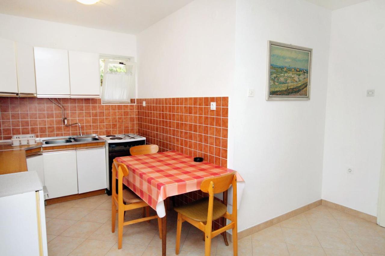 Apartments With A Parking Space Novi Vinodolski - 5587 Екстериор снимка